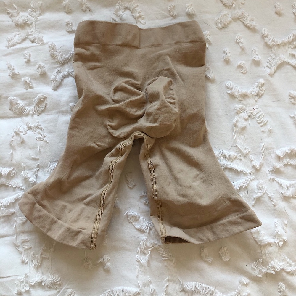 Spanx - Picture 2 of 3